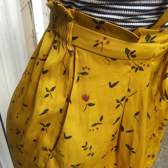 Hipster skirt + suspenders - Picture 6 of 8